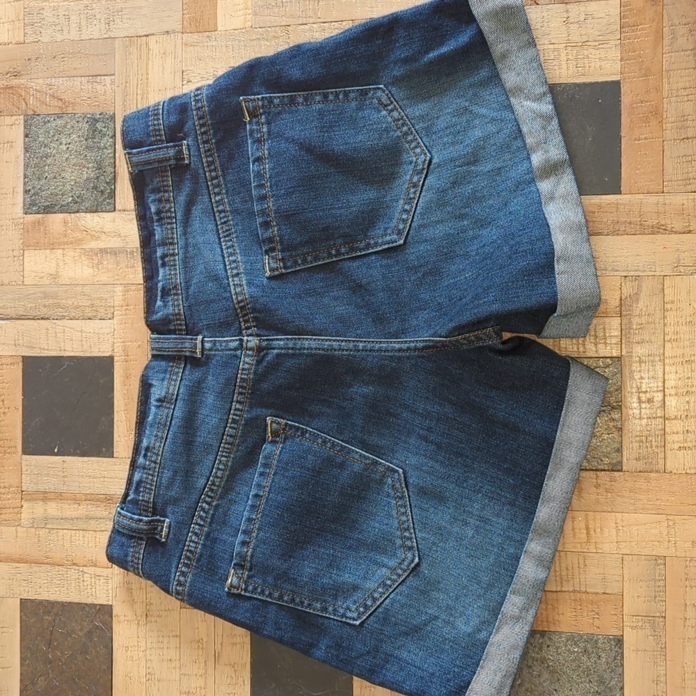 Joe Jean Shorts - Picture 2 of 3